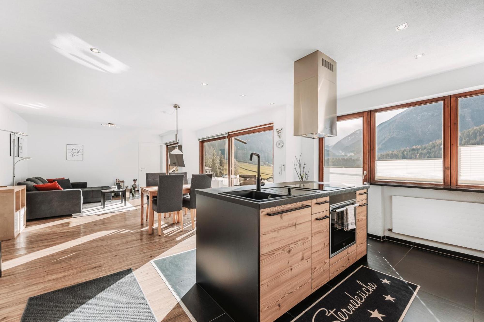 Herzblut Wohlfuehl Appartements Oetz Luaran gambar
